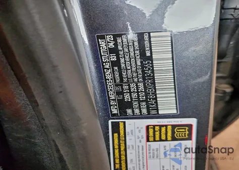 2023 Mercedes-Benz C 43 Amg z USA, uszkodzony, nr VIN W1KAF8HBXPR134565